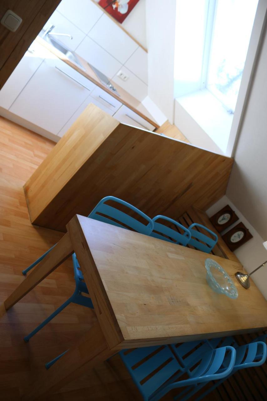 Moderne Studio Apartments Und 4 Zimmer Wohnungen In Oberhausen, Ideal Fuer Geschaeftsreisende Und Monteure エクステリア 写真