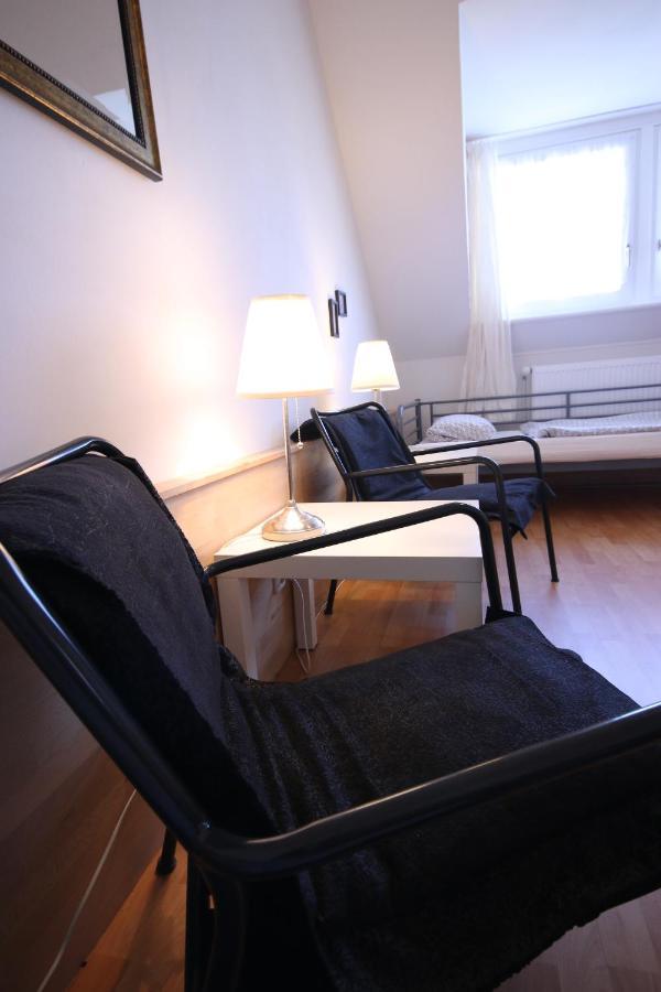 Moderne Studio Apartments Und 4 Zimmer Wohnungen In Oberhausen, Ideal Fuer Geschaeftsreisende Und Monteure エクステリア 写真