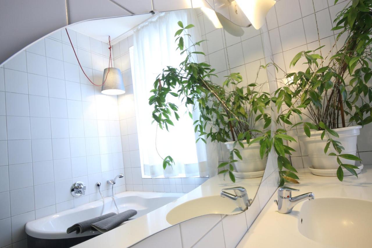 Moderne Studio Apartments Und 4 Zimmer Wohnungen In Oberhausen, Ideal Fuer Geschaeftsreisende Und Monteure エクステリア 写真