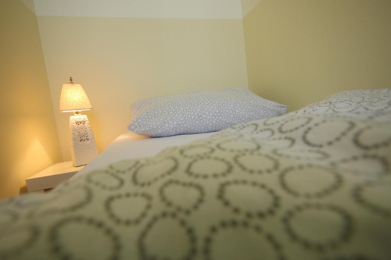 Moderne Studio Apartments Und 4 Zimmer Wohnungen In Oberhausen, Ideal Fuer Geschaeftsreisende Und Monteure エクステリア 写真