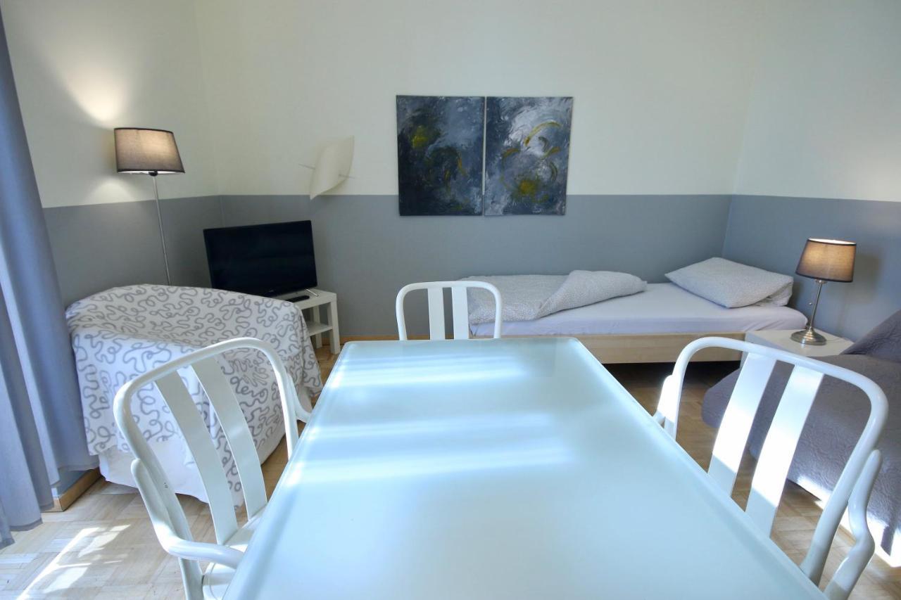 Moderne Studio Apartments Und 4 Zimmer Wohnungen In Oberhausen, Ideal Fuer Geschaeftsreisende Und Monteure エクステリア 写真