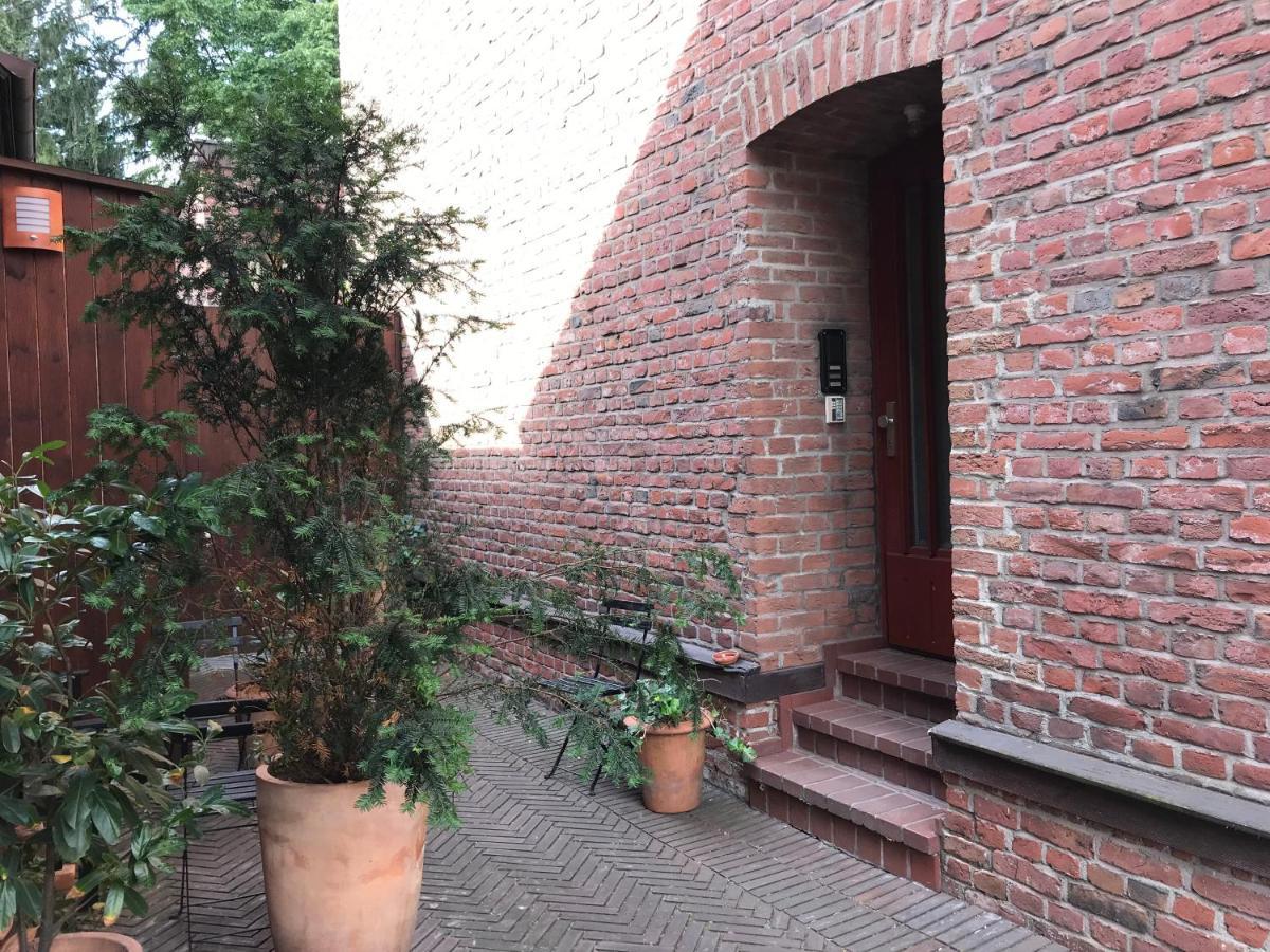 Moderne Studio Apartments Und 4 Zimmer Wohnungen In Oberhausen, Ideal Fuer Geschaeftsreisende Und Monteure エクステリア 写真